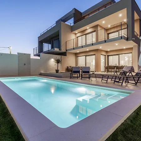 Βίλα New Horizont With The Heated Pool Near Split Kaštela