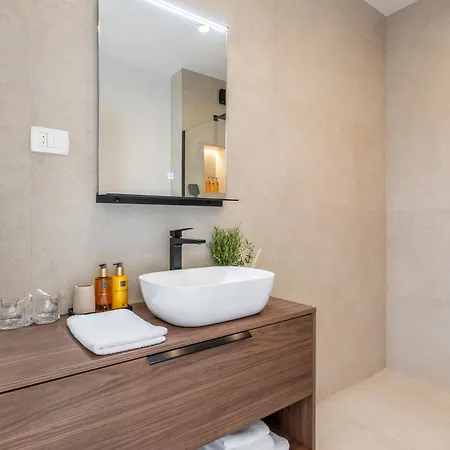 New Horizont With The Heated Pool Near Split * Kaštela
