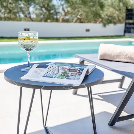 New Horizont With The Heated Pool Near Split *