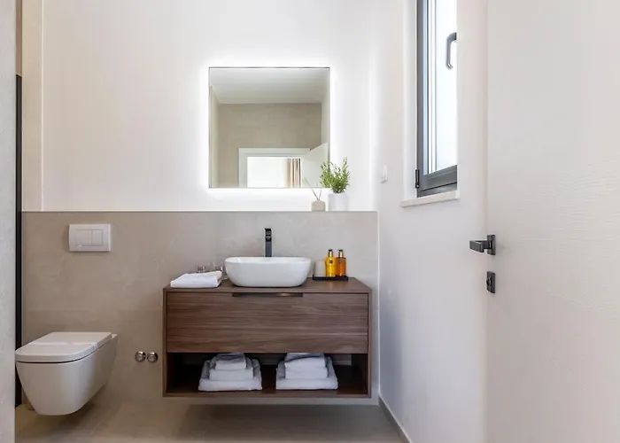 New Horizont With The Heated Pool Near Split *